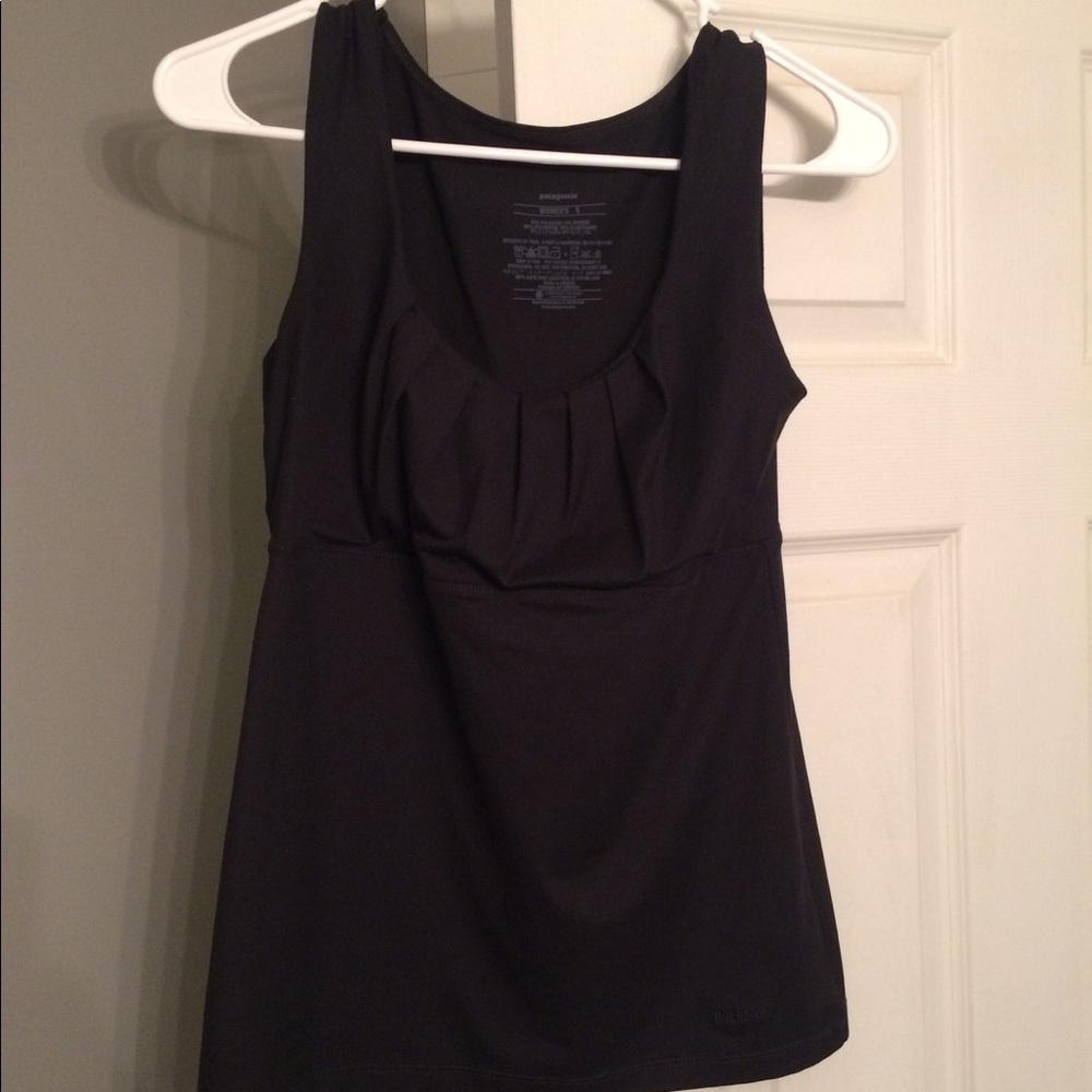 Patagonia tank top size small black